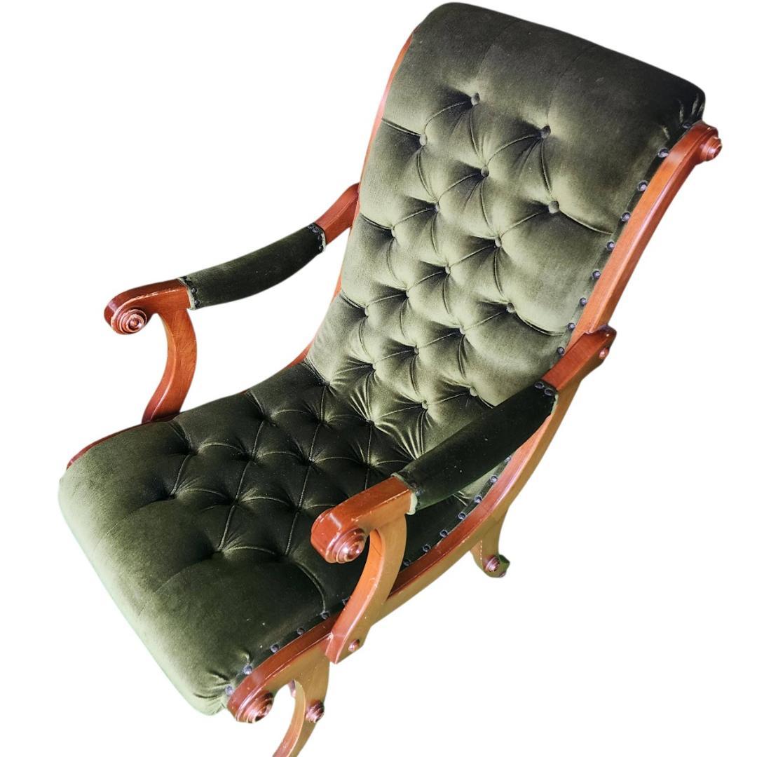 横浜ダニエル ブーツ 一人掛けソファ チェア 椅子　 樺材 英国 アンティーク 横浜クラシック家具 Daniel(ダニエル)のブーツ ラブシートです。樺桜材