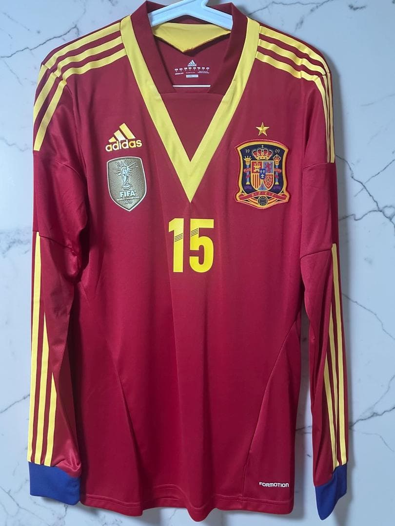 2013 スペイン代表 ホーム 長袖 15番 セルヒオ・ラモス Lサイズ - メルカリ