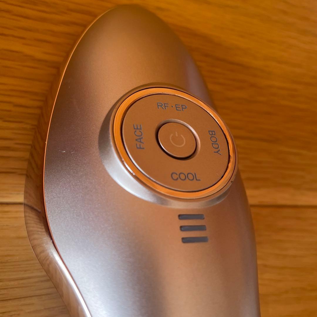 ME ラボンエクラ　ikkoプロデュース