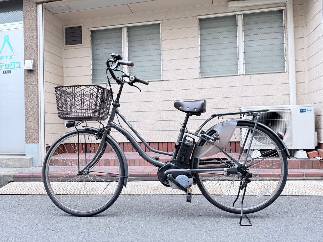 大阪府 パナソニック 電動アシスト自転車 グレー 前カゴ付き - メルカリ