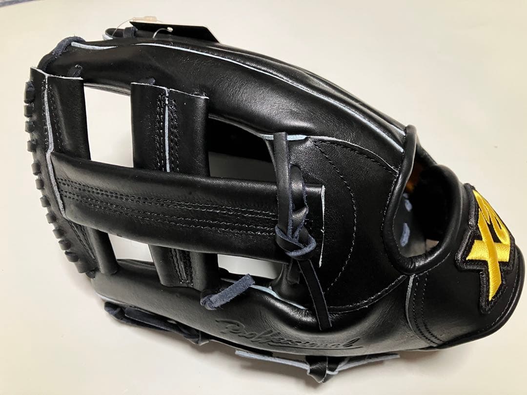 技術と安心の日本製　ザナックス　左利き稀少　軟式グローブ 黒 レザー 金色ロゴ 軟式トラスト［スモールハンドライン］（サイズ30.0cm）オールラウンド