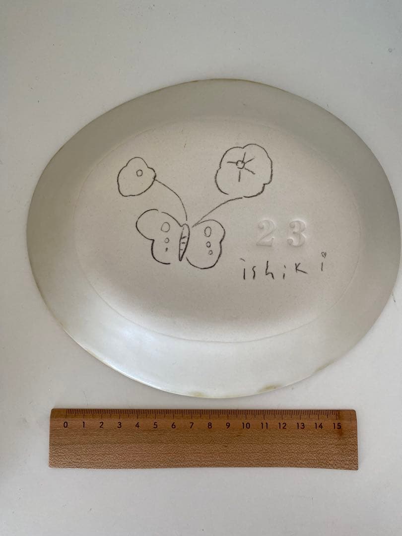 石木文さん 手描き花柄 オーバル皿 K107805070 - 食器最 安値 で