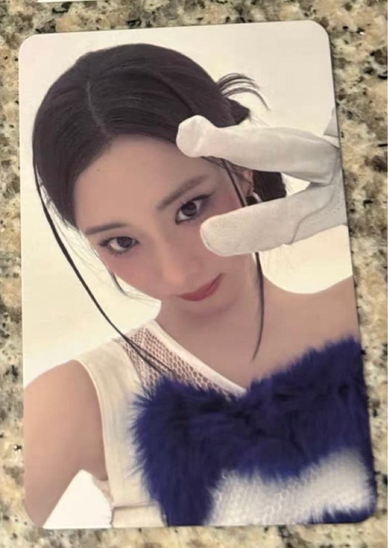 BABYMONSTER ルカ HotSauce サノク 特典 トレカ B BABYMONSTER ベビモン ルカ Hot Sauce サノク トレカ - メルカリ