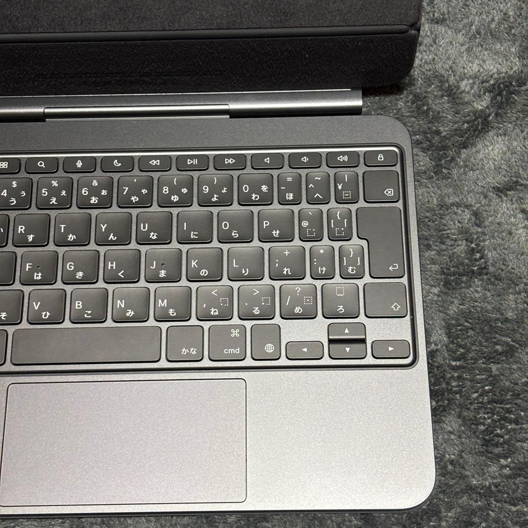 iPad Pro 11 (M4) Magic Keyboard 日本語 JIS - メルカリ
