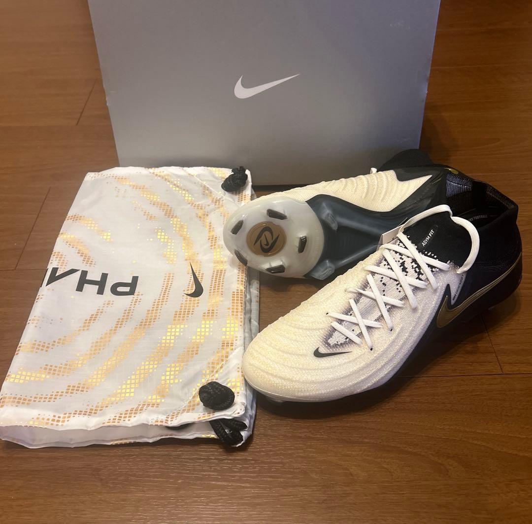 【新品未使用】NIKE PHANTOM LUNA Ⅱ ELITE FG 8.5 NIKE ナイキ ファントム ルナ II エリート FG(シルバー×イエロー