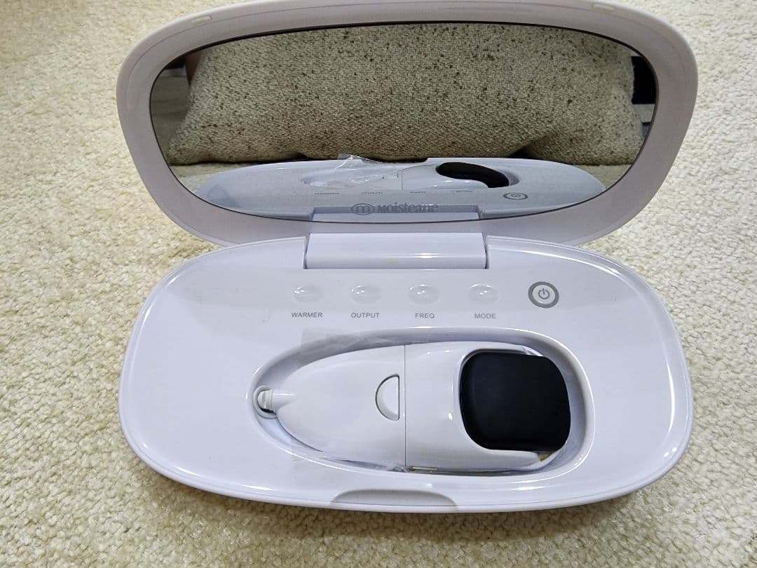 モイスティーヌ☆moisteane 導入美顔器 【定価】79,200円 - メルカリ