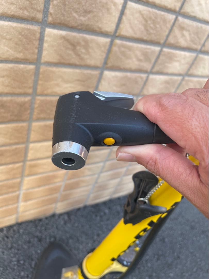 直接引取希望 埼玉ふじみ野GIANT クロスバイクM➕専用フロアポンプ