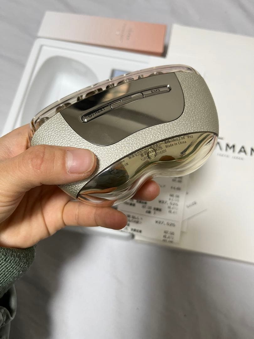 《新品未使用》ヤーマン美顔器 リフトロジー リフトEMS YJFD1Nゴールド