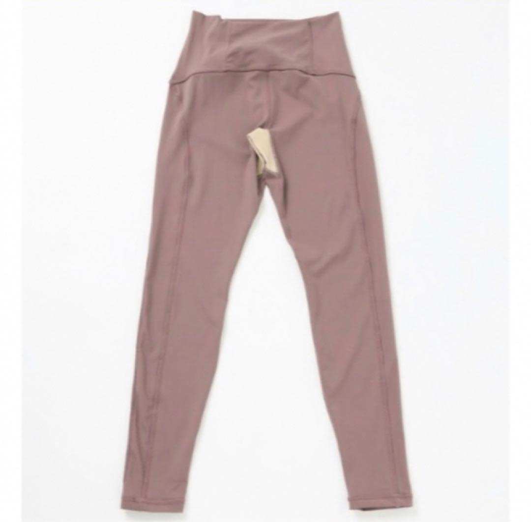 チャコット ハイテンション美脚 フィットレギンス オンライン限定希少