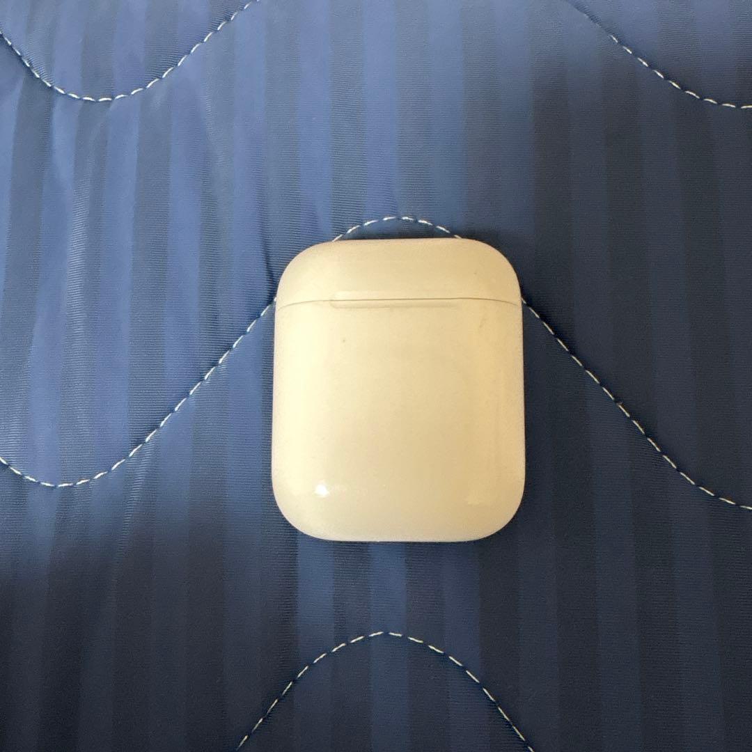 AirPods本体 ホワイト 第二世代 - メルカリ