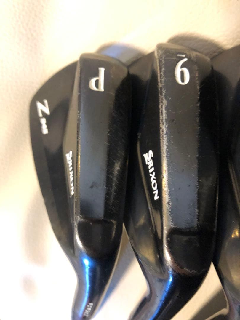 【送料込み】希少スリクソン Z945 ブラック 《 数量限定品 》アイアン