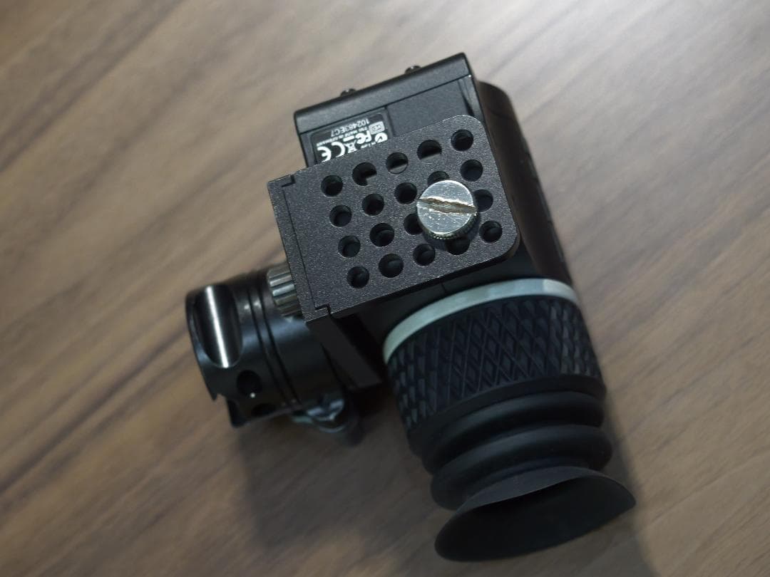 RED DSMC1 用ファインダー BOMB EVF ケーブル付き