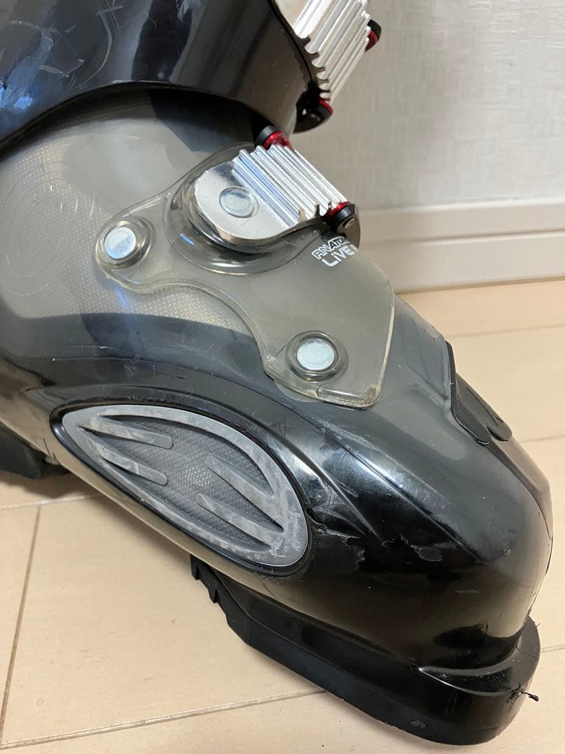 ATOMIC LIVEFIT 50 アトミック　26.0cm スキーブーツ