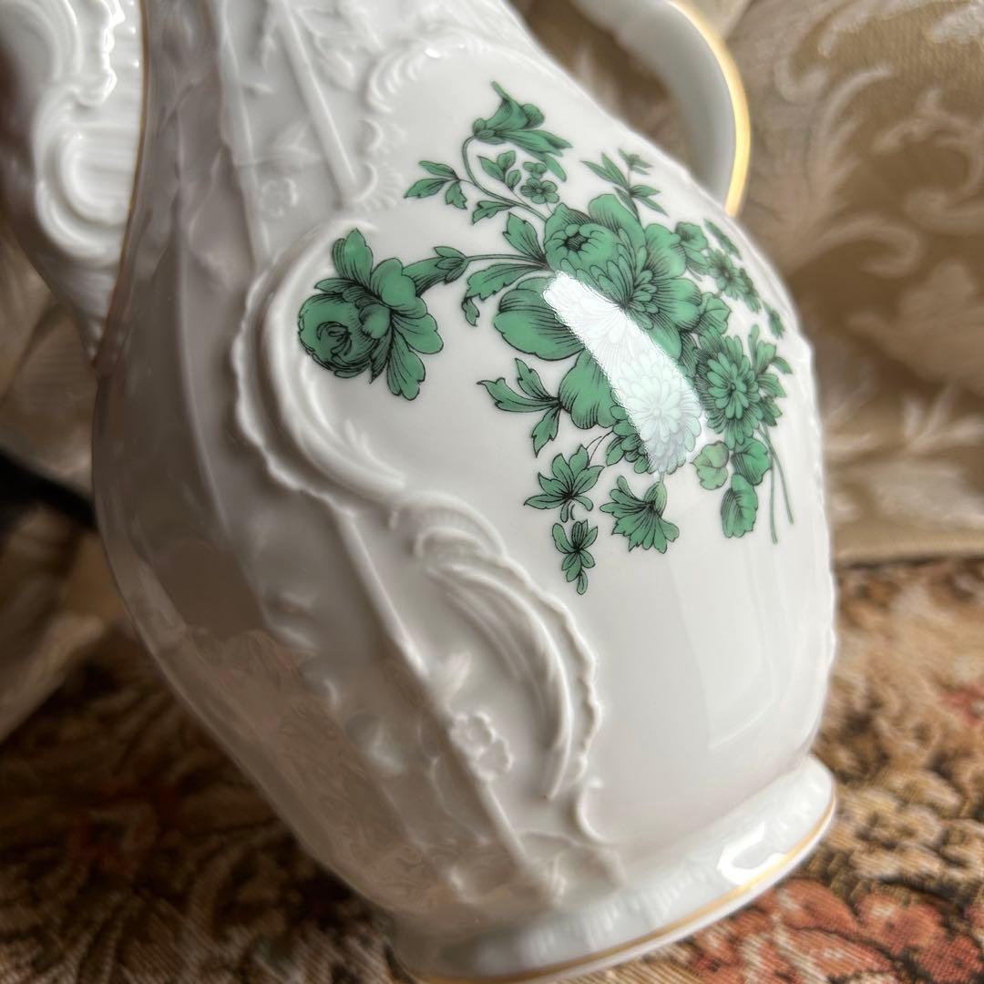 サンスーシ宮殿の庭園を映した器 ― Rosenthalマイセンフラワーグリーン