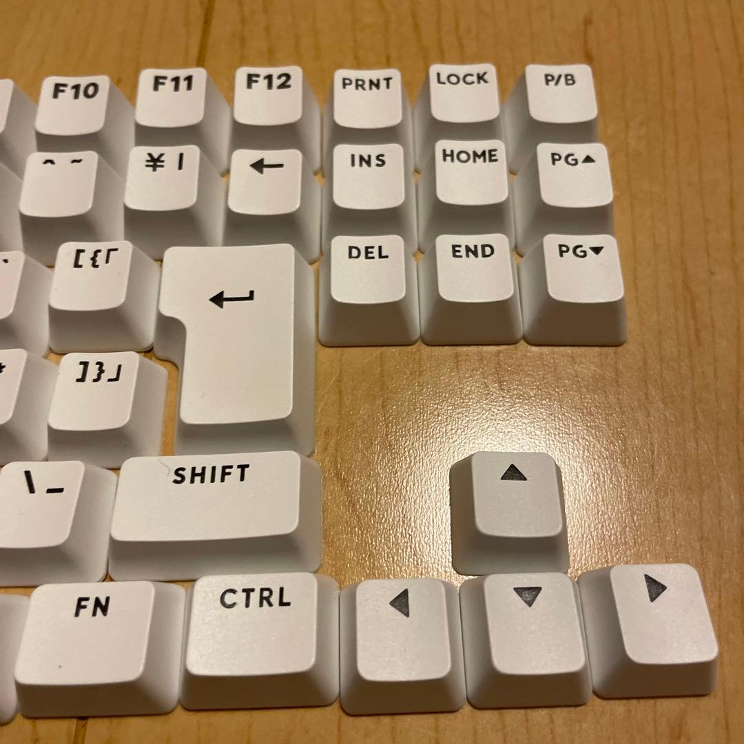 Logicool G713 G715 キーキャップ 白 - メルカリ