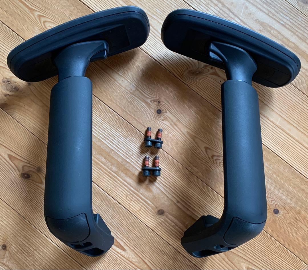 オカムラ シルフィー アジャストアーム レストアーム 肘置き（ボルト付