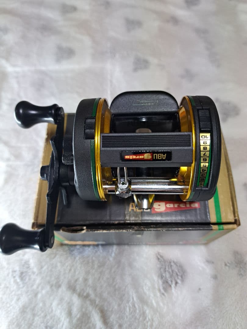 duck1111様】専用ABU Ambassadeur 6600FL - メルカリ