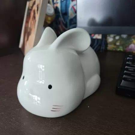 うさぎ型陶器貯金箱 - メルカリ
