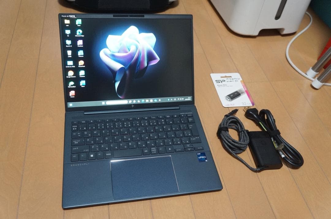 Windowsノート本体 HP Dragonfly G3 i5 16GB 256GB LTE Office 日本HP、第12世代Coreになった990gからの13.5型モバイル「Elite
