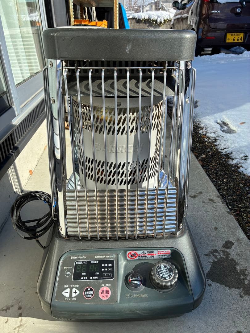 ダイニチ　石油ストーブ　業務用 ダイニチ 業務用石油ストーブ 自然対流式 木造26畳 メタリックグレー