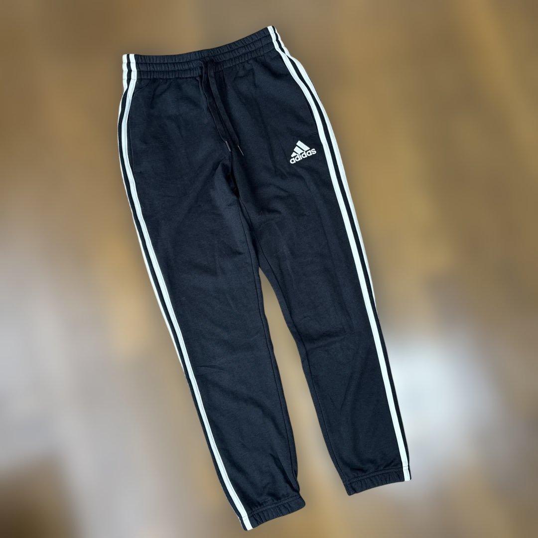 adidas ストライプジャージパンツ 黒 トラックパンツ ブラック - メルカリ