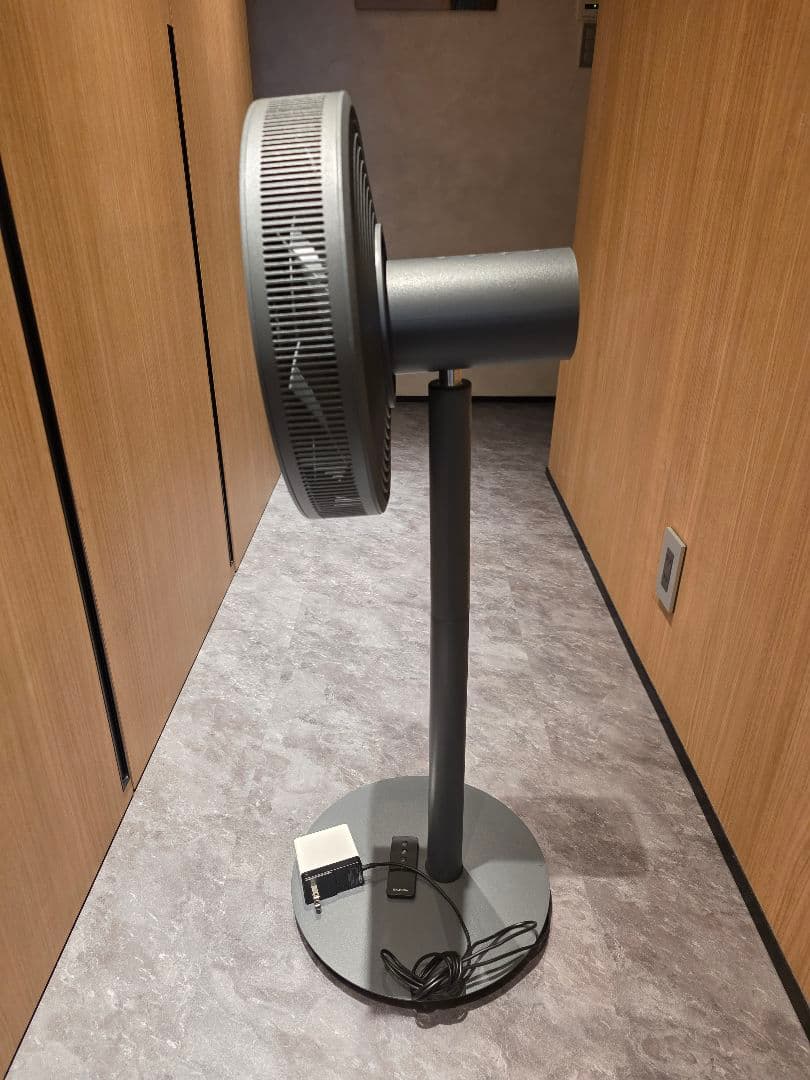 バルミューダ 扇風機 The GreenFan ダークグレー リモコン付 - メルカリ