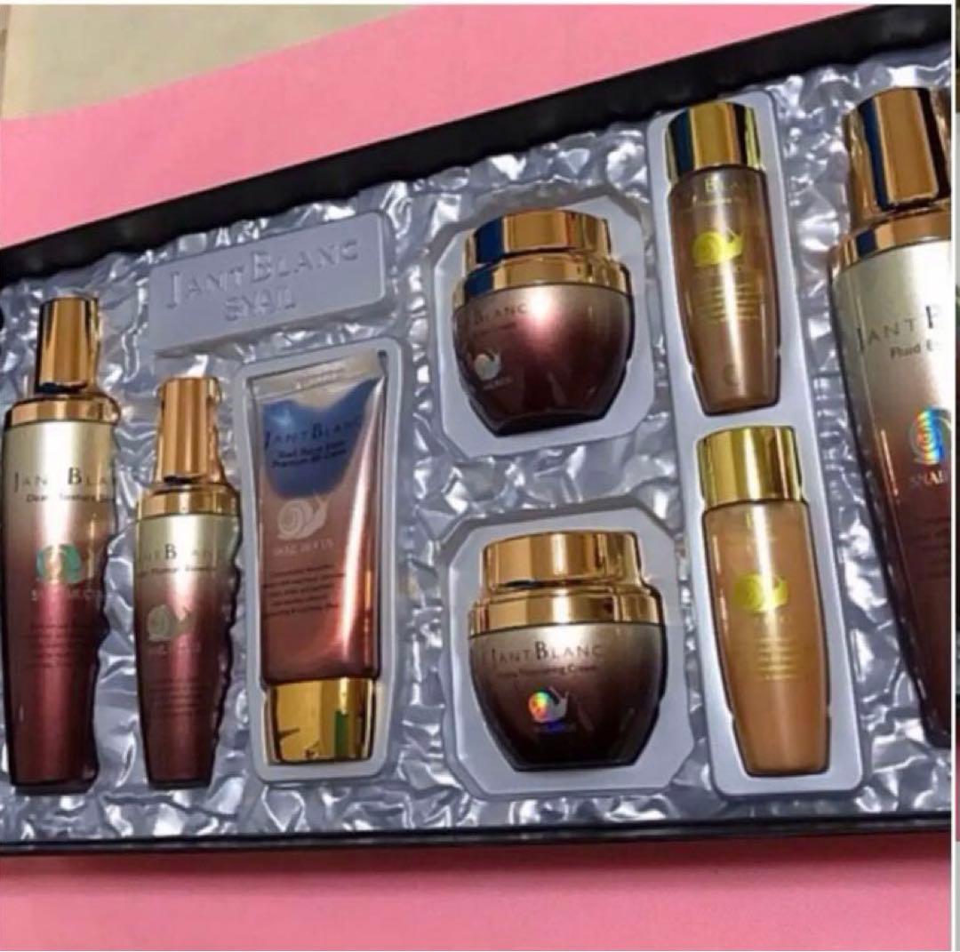 ⭐️凄すぎる❗️かたつむりスキンケアセット⭐️化粧水クリーム⭐️BB