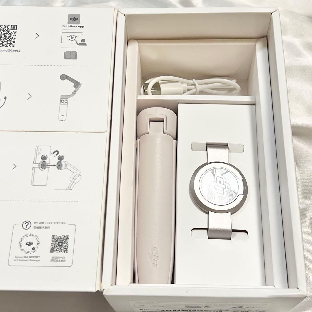 【ほぼ新品✨】dji OM5 ジンバル サンセットホワイト 正規品 Amazon.co.jp: 【国内正規品】 DJI OM 5 サンセット ホワイト