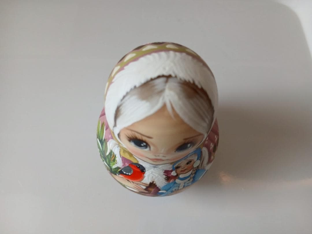 【CBT025】9cm級 おきあがりこぼし(大) スベトラーナ　雪娘