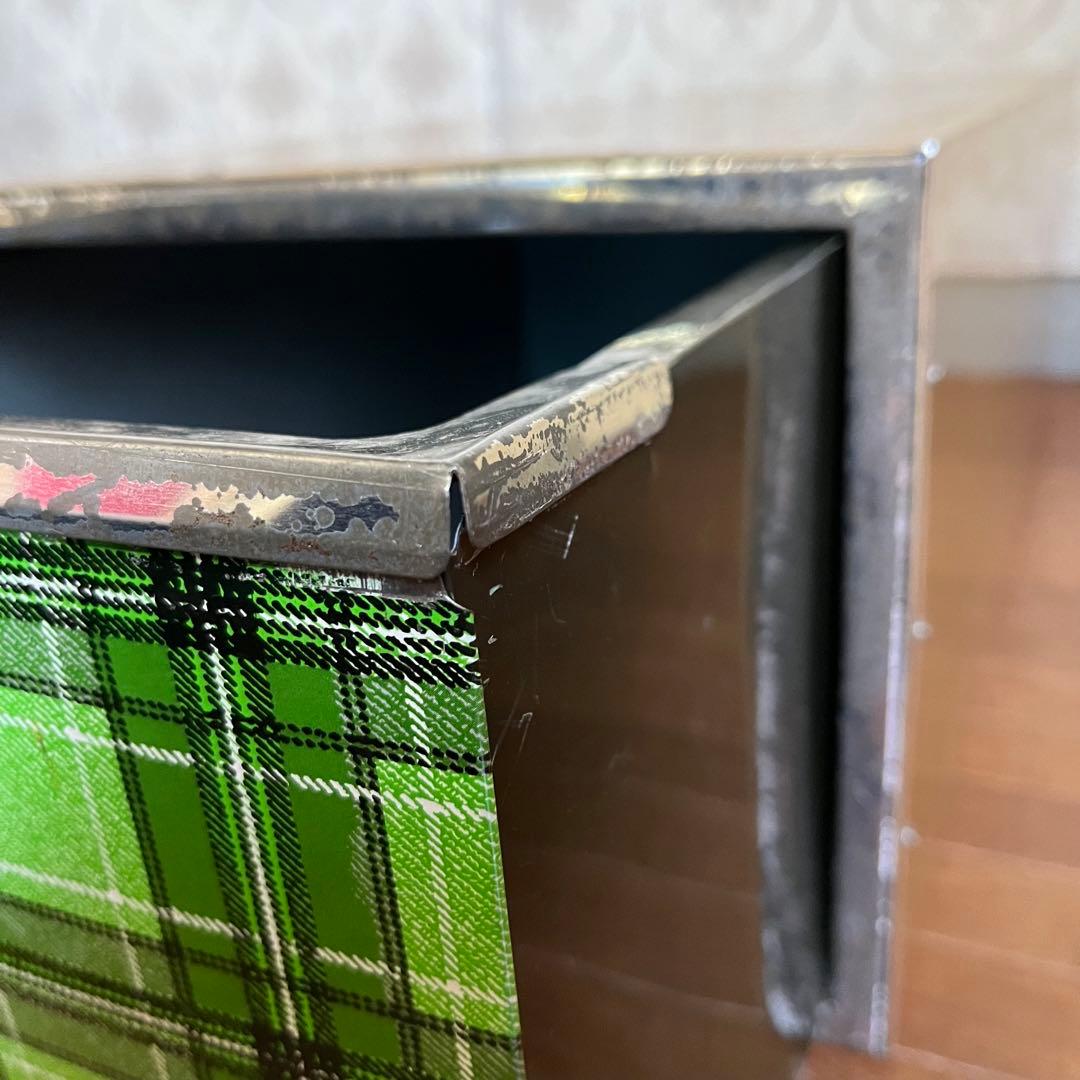 アンティーク】① 昭和レトロ レトロポップ ブリキ 衣装ケース 収納