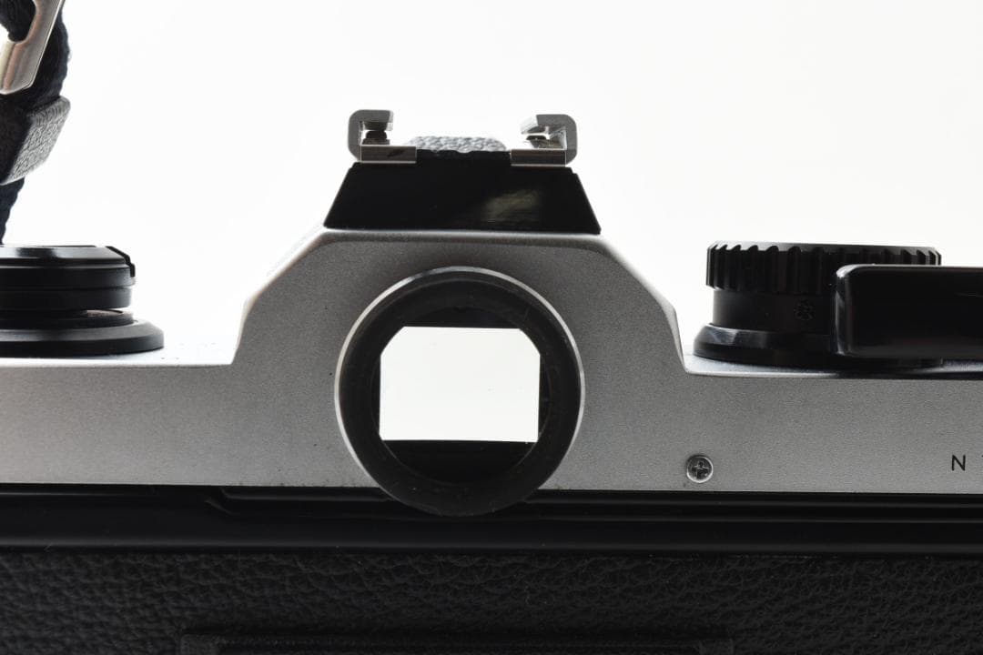 超美品 ニコン New FM2 シルバー フィルム モルト新品交換済 B479