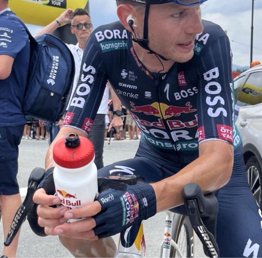 選手支給品 レッドブルボーラハンスグローエ 非売品ボトル