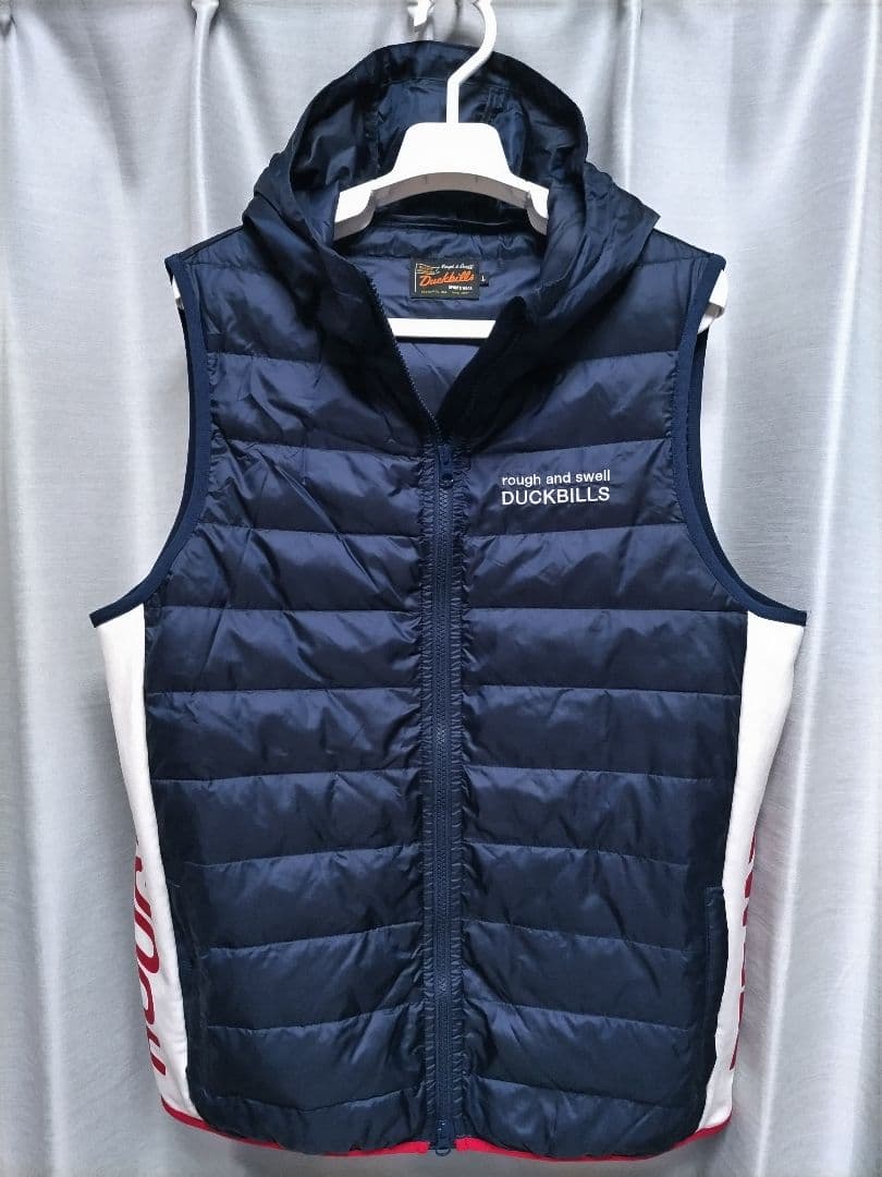ラフアンドスウェル　ダウンベスト　フーディ　ネイビー ROUGH&SWELL ラフアンドスウェル ダウンベスト ネイビーMサイズ - メルカリ