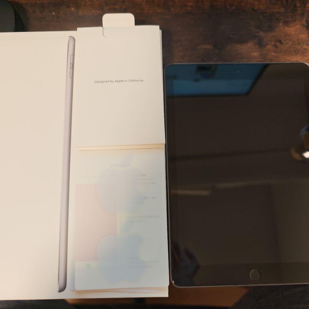 Apple iPad (第6世代)128GB Wi-Fi版 バッテリー性能96%