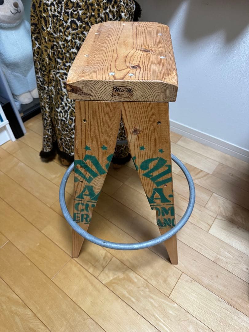 m&m custom performance furniture 角スツール大 - メルカリ