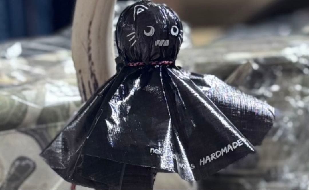 てるてるネコ　DCF TERUTERUBOZU neru✖️HARDMADE DCF テルテル坊主 neru design works×HARDMADE - メルカリ