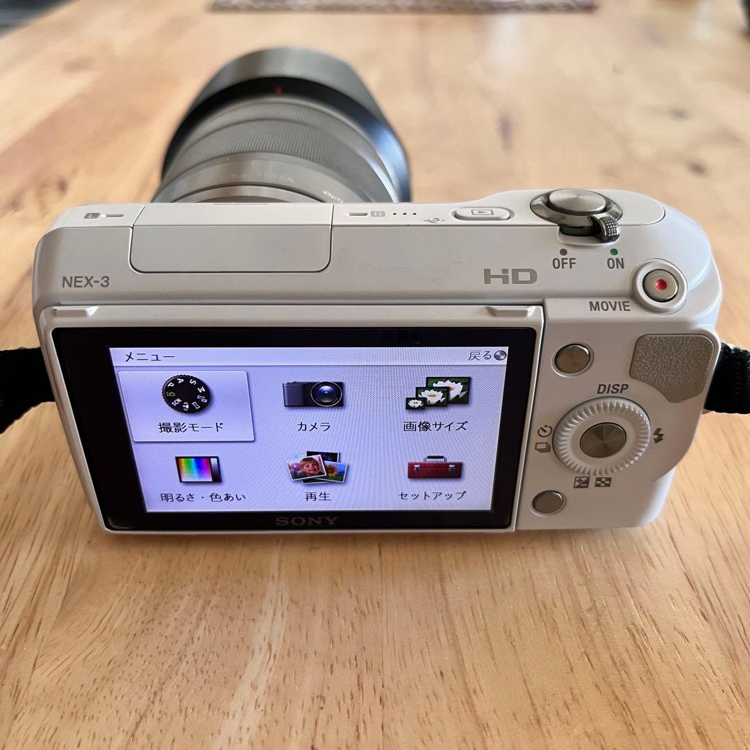 【ピンクの猫】SONY NEX-3 18-55mm F3.5-5.6
