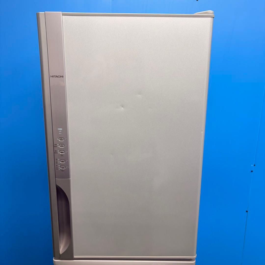 718 大型冷蔵庫 300L強 極美品 真空チルド 自動製氷機 一人暮らしにも