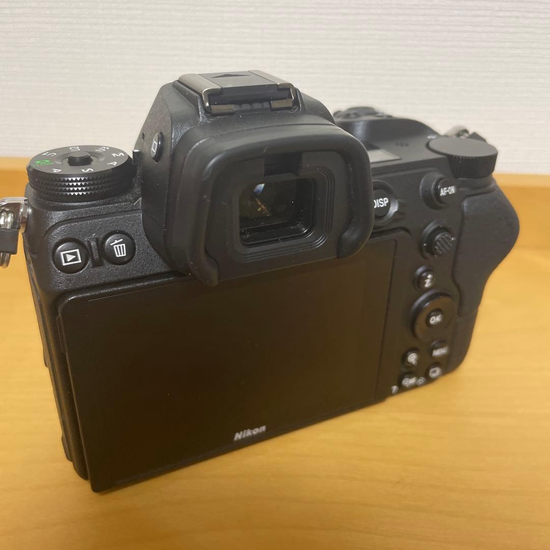 美品 Nikon Z6 本体＋CFexpress128GB カードリーダーの通販｜www