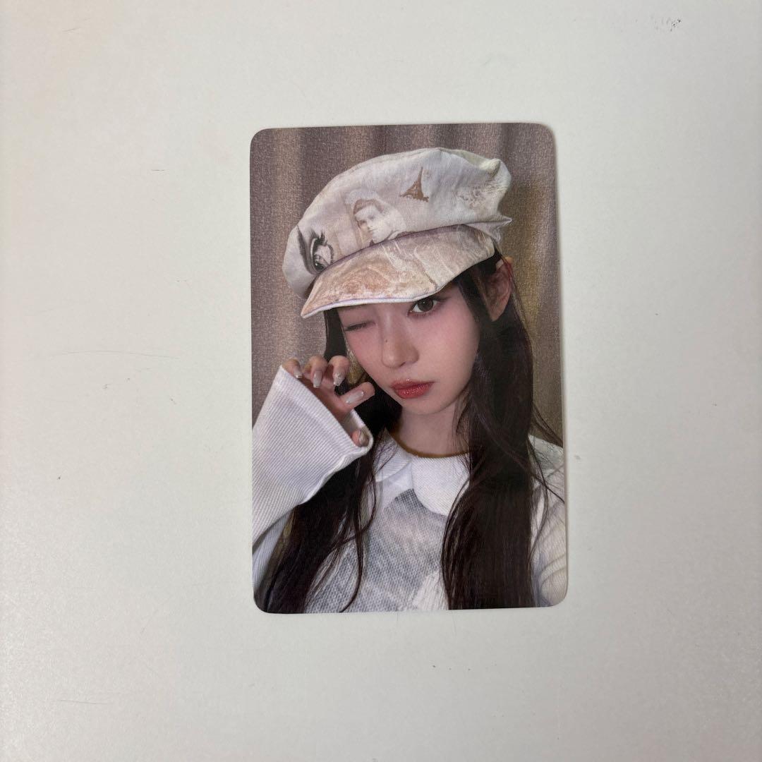 ILLIT モカ トレカ NOT CUTE ANYMORE 渋谷 来日記念 - メルカリ