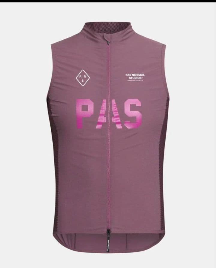 pas normal studios パス ノーマル スタジオ ジレ メカニズム ウィンドベスト【Stow Away Gilet】｜PAS NORMAL STUDIOS（パス