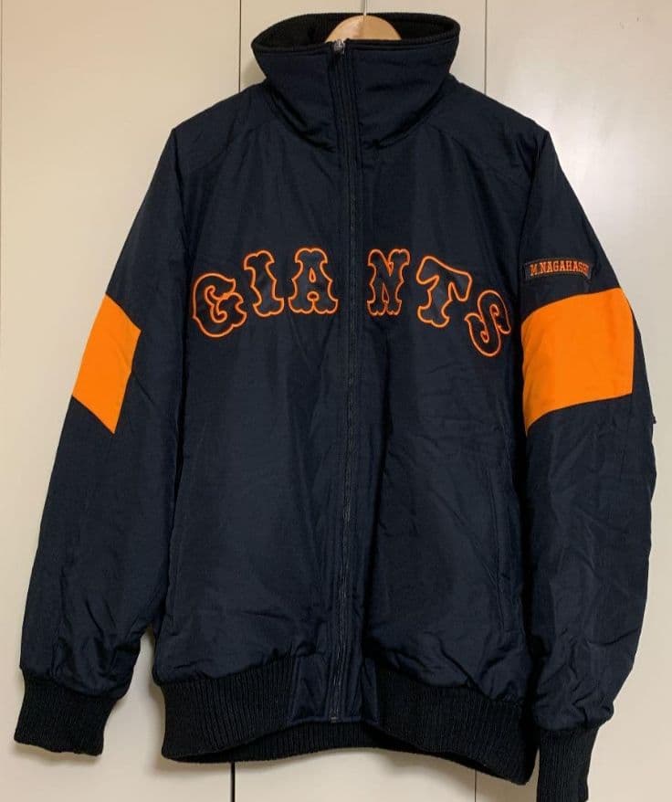 読売ジャイアンツ】アンダーアーマー製 球団支給グラウンドコート