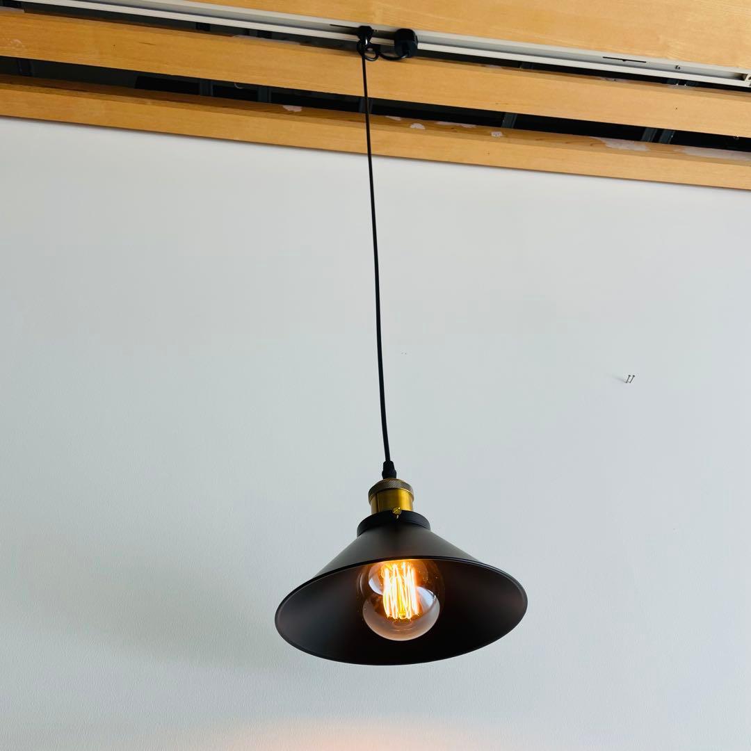 【美品】インダストリアル ペンダントライト 黒×真鍮調 直径22cm インダストリアル ペンダントライト : KAGZ - 通販 - Yahoo!ショッピング