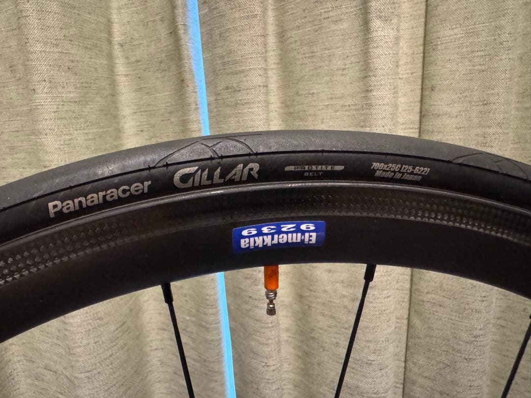 メカニコ 軽量カーボンホイール クリンチャー 約1198g - メルカリ