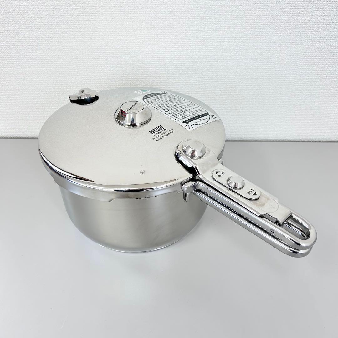 タッパーウェア パーフェクトキッチン 圧力鍋 5L - メルカリ