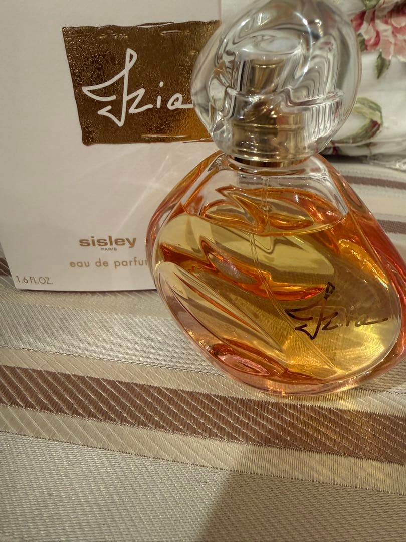 未使用定価24200円イジィア オードゥ パルファン 50ml - メルカリ