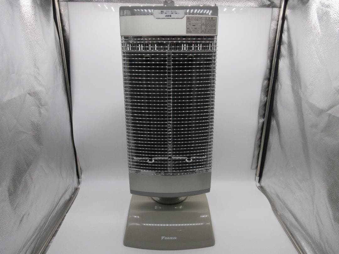 [UK]DAIKIN ダイキン 遠赤外線暖房機 ERFT11USE5 ★格安♪★ ダイキン（DAIKIN） 遠赤外線暖房機 セラムヒート 電気ヒーター