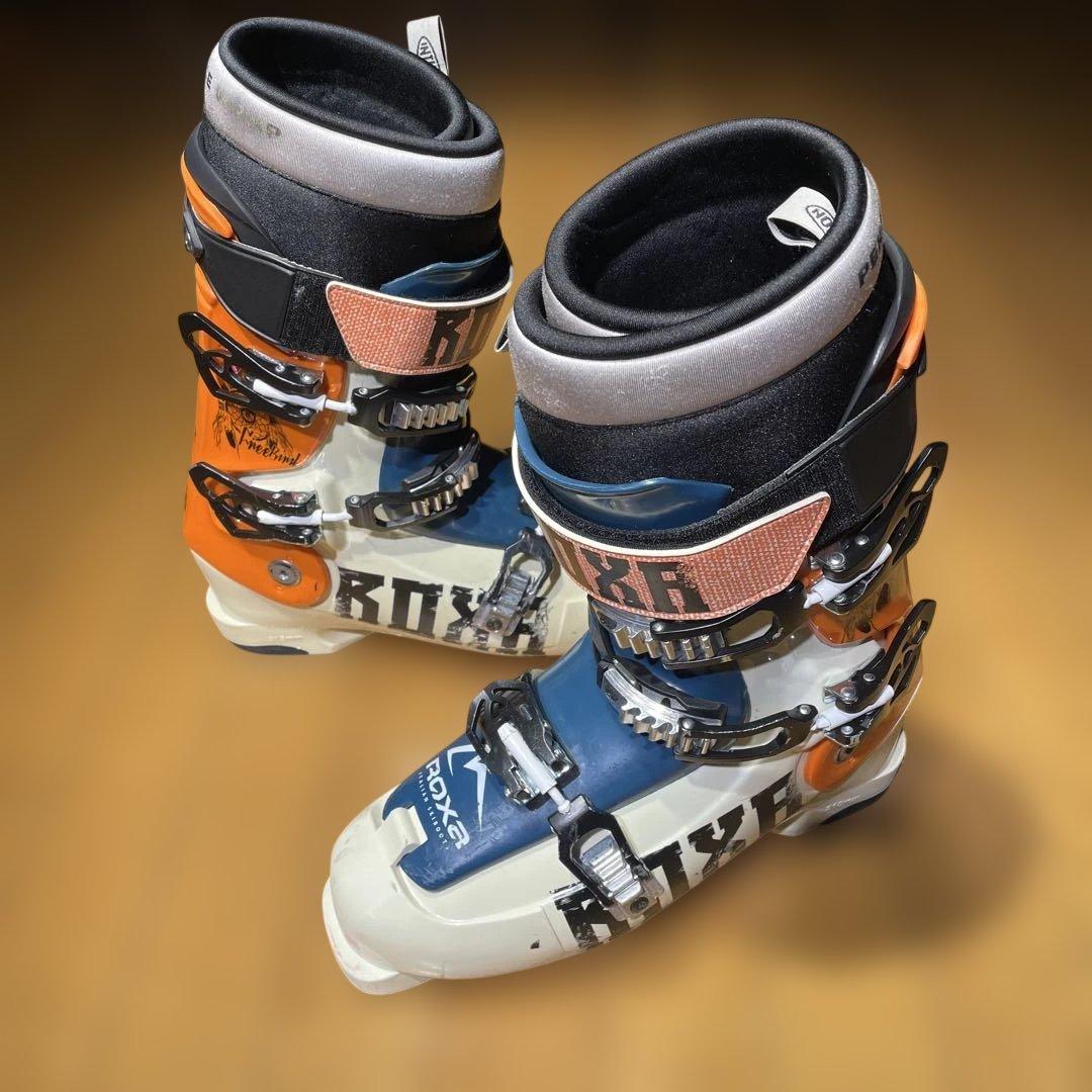 名機ROXAロクサFREEBIRD8 27.0-27.5cm 初中級向け - メルカリ