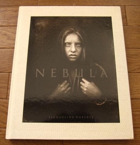 アート・デザイン・音楽 Jacqueline Roberts: Nebula Nebula — Jacqueline Roberts