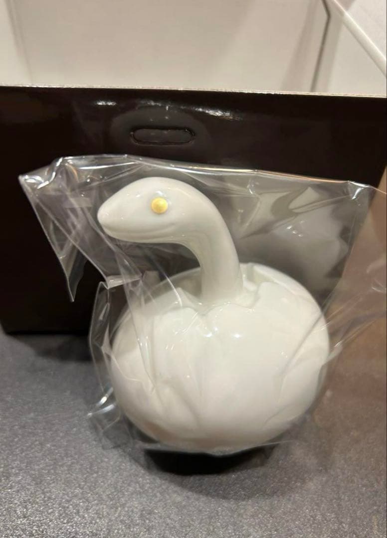 公式サイトsold out品】Noritake 干支置物 巳（蛇） - メルカリ